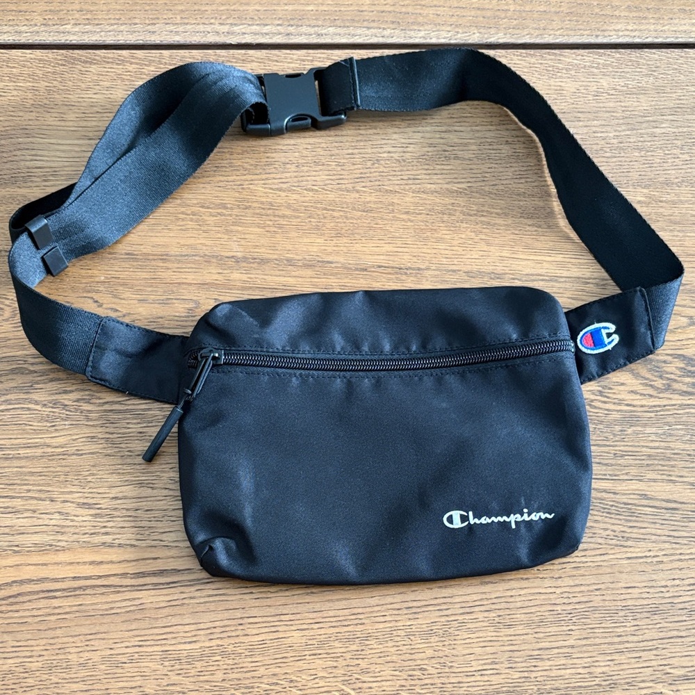 Champion Black Passport Belt Bag with Logo Accent
